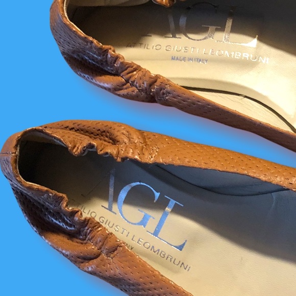 COPY - AGL Tan Perforated Leather Wedge Flats 39/8.5-9 - Picture 2 of 11
